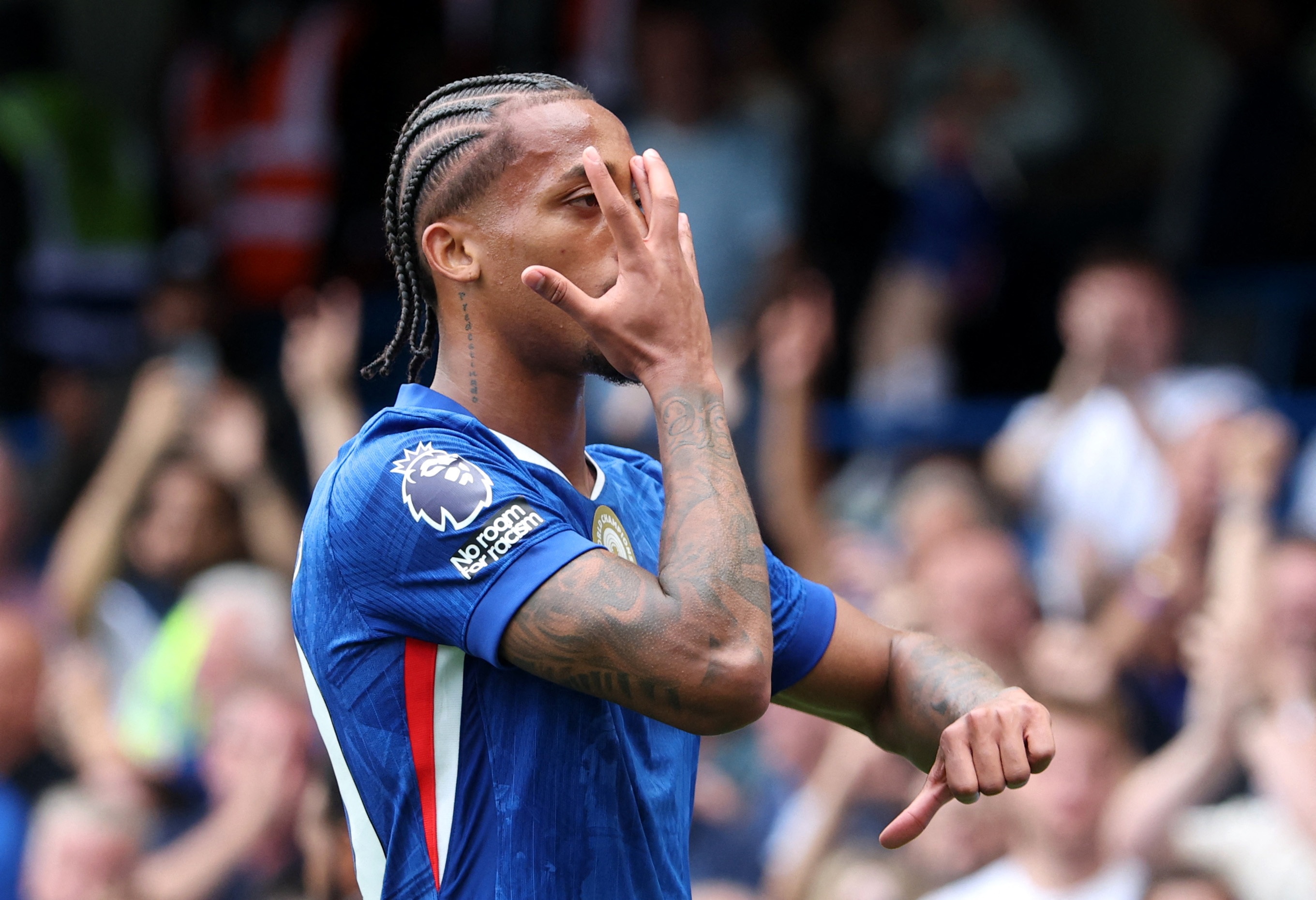 斯踩到了查, 我的手球不